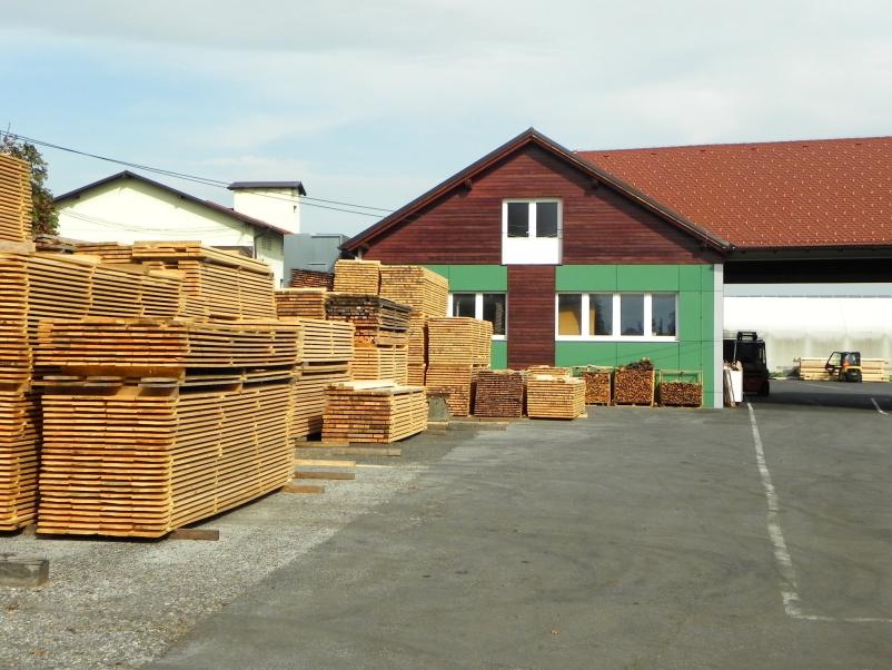 Ugoden razrez plošč Ptuj