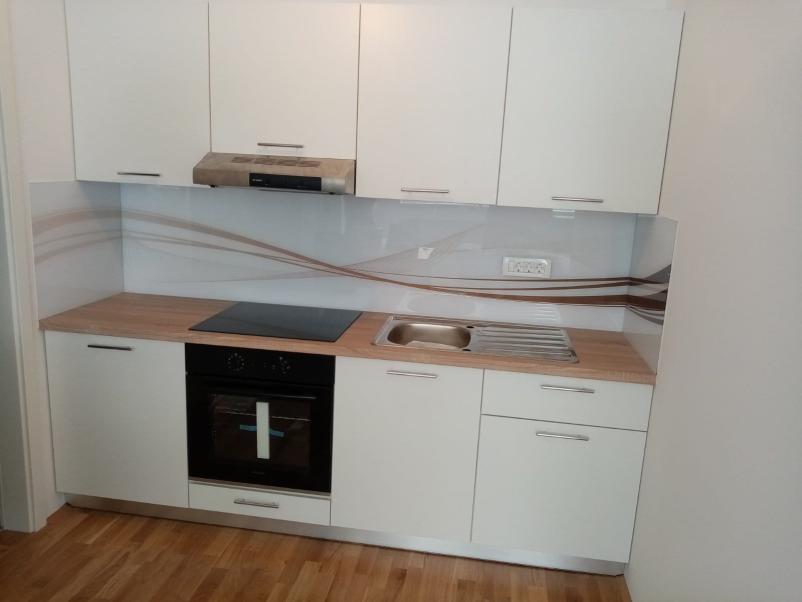 Steklene tuš kabine Slovenija