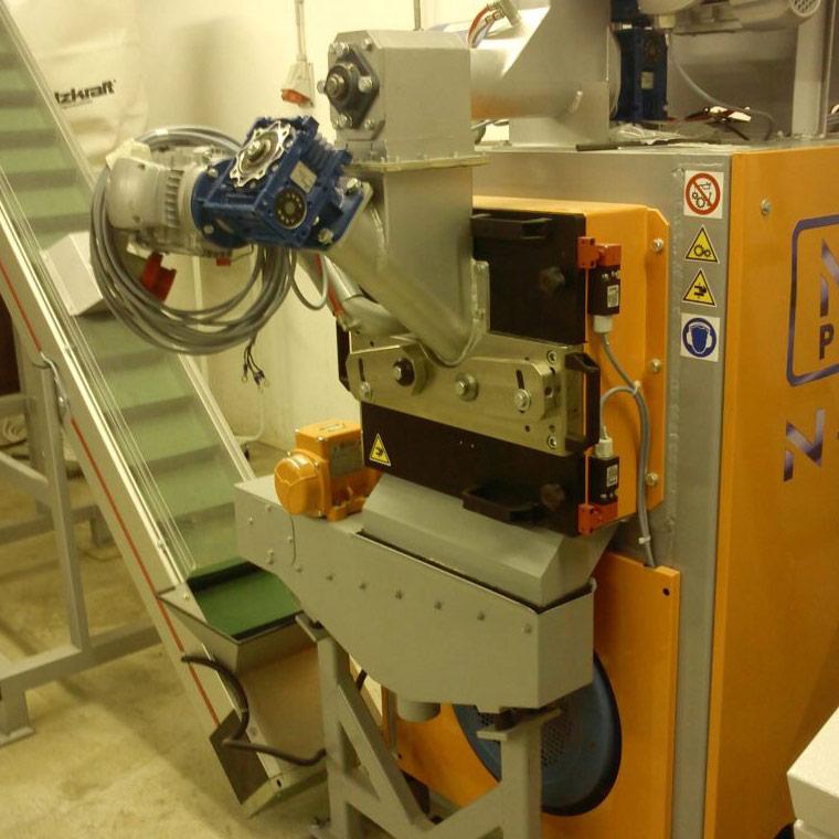 stroji za proizvodnjo peletov in SCM stroji