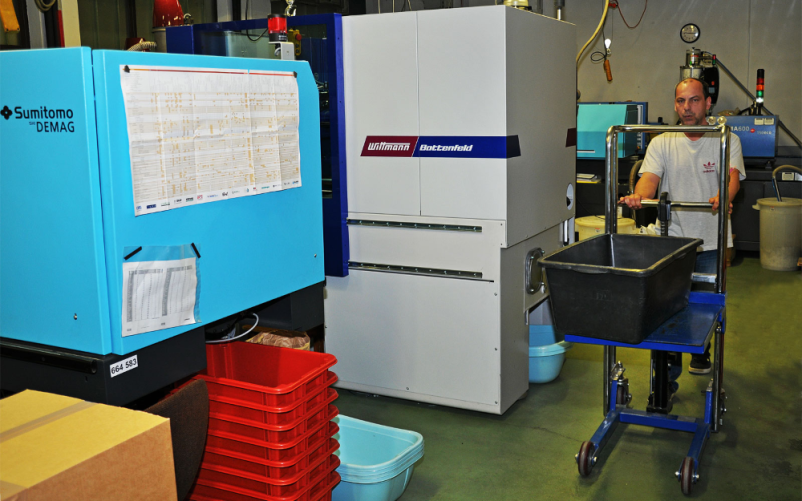 Poceni brizganje termoplastov Slovenija