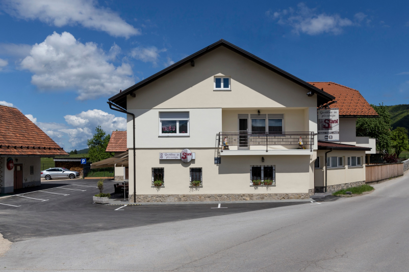 Dobra gostilna z domačimi jedmi Cerknica