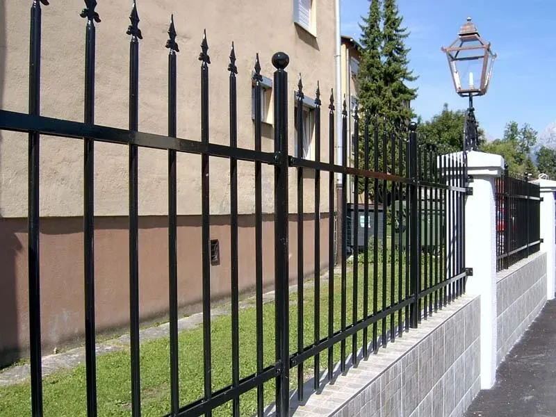 Drsna samonosna vrata Slovenija