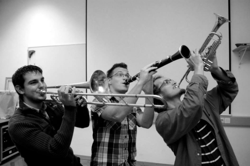 Godci ljudskih viž Tržič