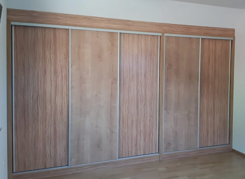 Leseno pohištvo po meri in naročilu Slovenija