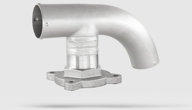 Jekleni stenski nosilec in držalo za zastavo za ograjo Slovenija