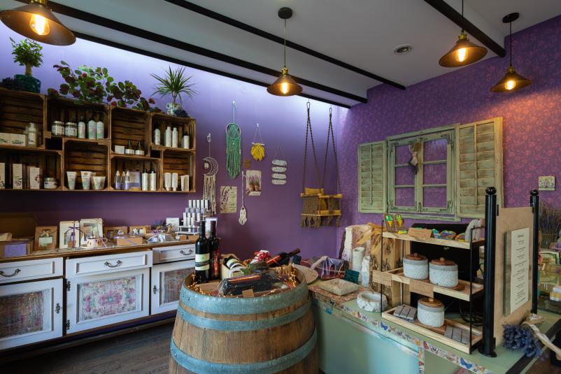 Prodaja lokalnih izdelkov Kras