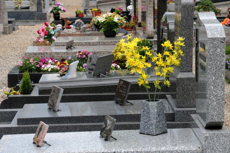 Vzdrževanje nagrobnih spomenikov