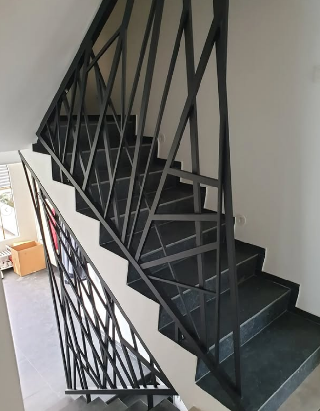 Notranja oprema po meri za hotele, ladje in podjetja