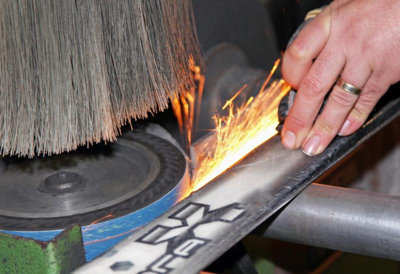 Priprava smuči na novo sezono Ljubljana