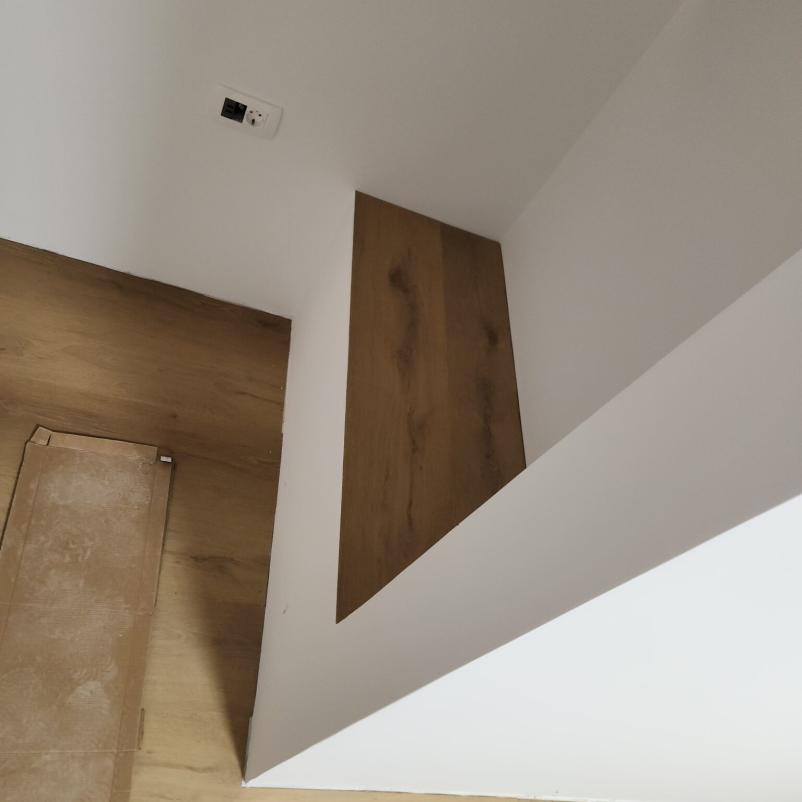 Ugodna prodaja talnih oblog