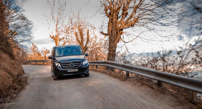 Comfortable taxi to airport Bled