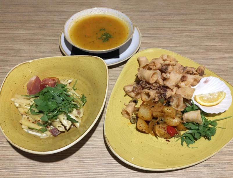 Domača hrana v ošteriji Branik