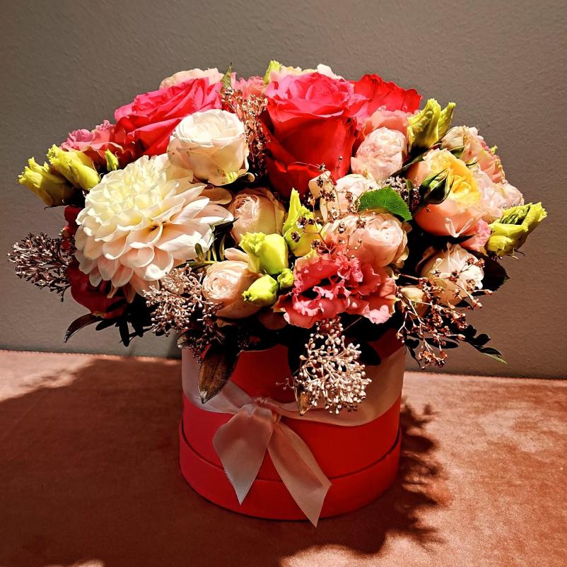 Personalizirana darila in cvetlične dekoracije