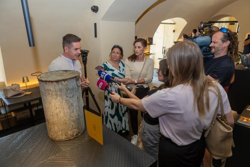 Doživetje omejene serije medenega žganja