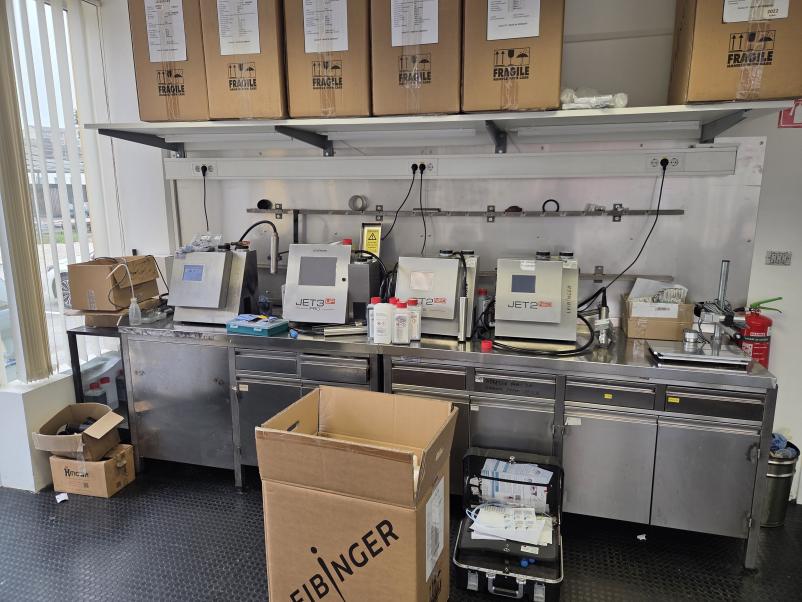 Industrijski ink jet tiskalniki in laserji