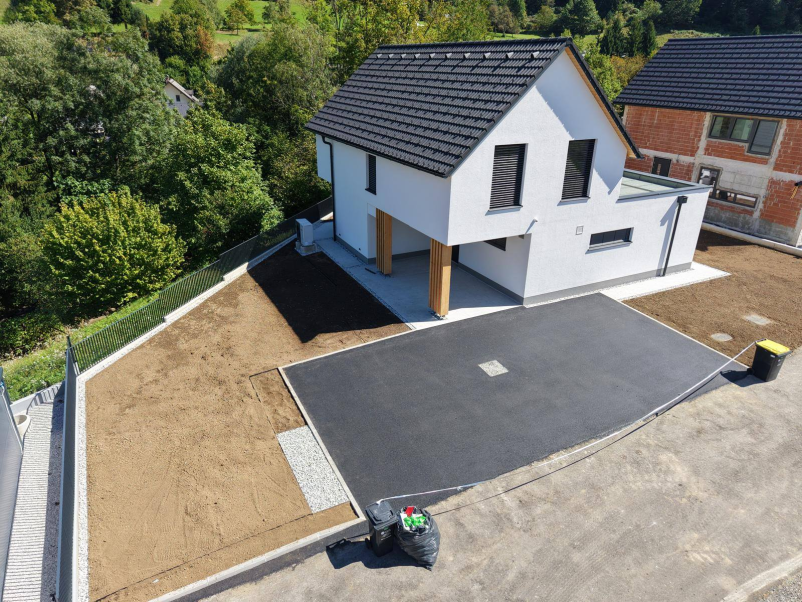 Ugodne nizke gradnje Škofja Loka