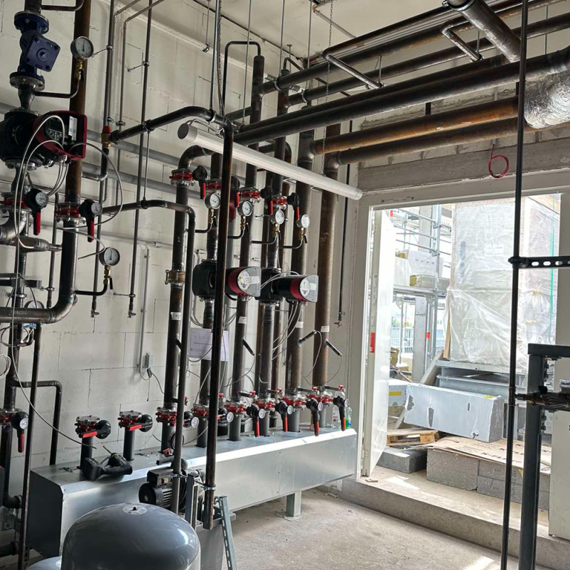 Kvalitetna montaža industrijske opreme Slovenija