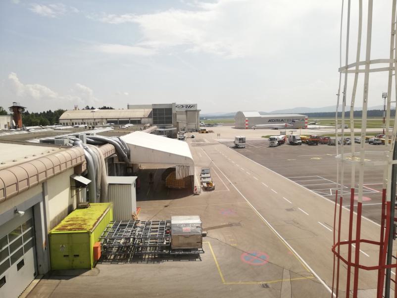 Carinsko posredovanje in Intrastat poročanje