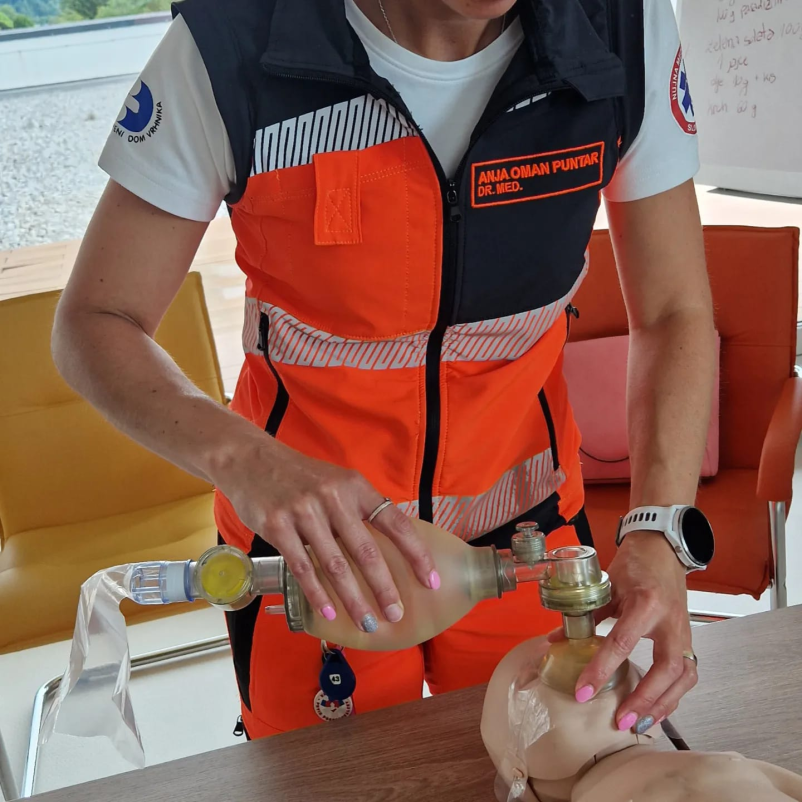 Nujna zdravniška pomoč Vrhnika