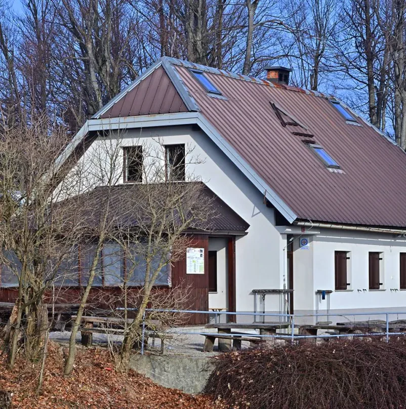 Planinsko prenočišče v bližini smučišča