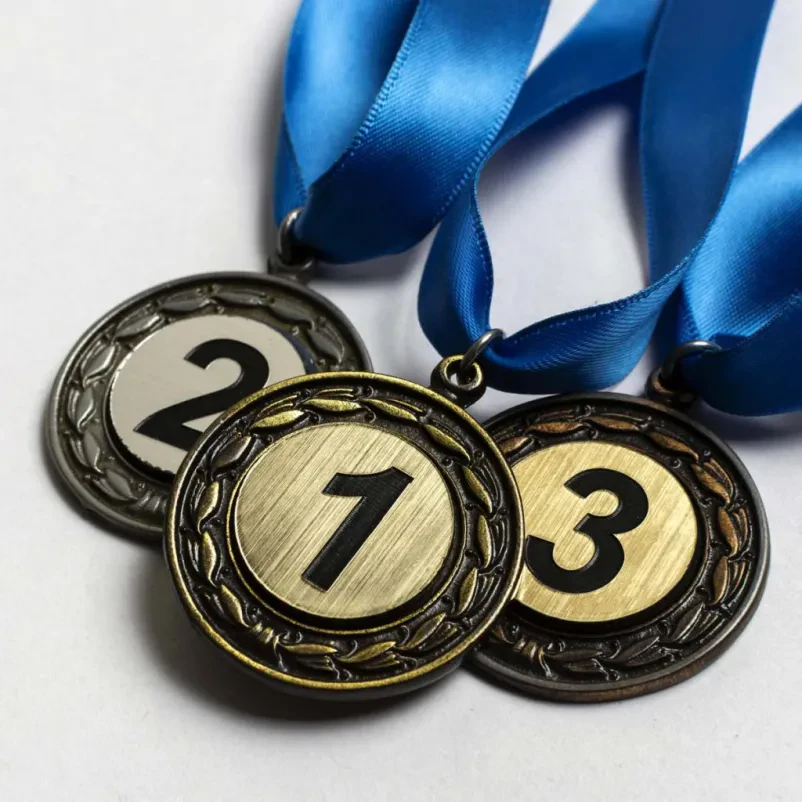 CNC in lasersko graviranje za medalje