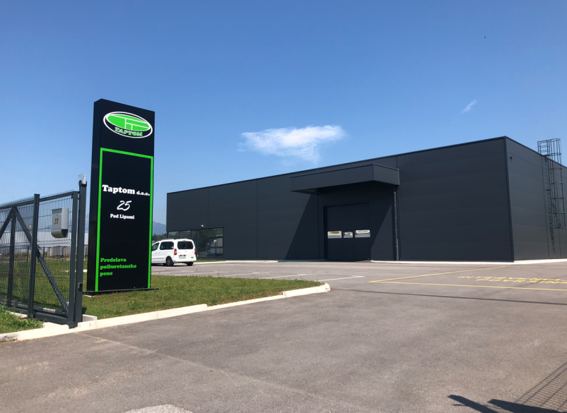 Prodaja penastih materialov za tehnično in pohištveno uporabo v Sloveniji