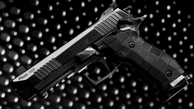 Prodaja gasilske, vojaške, policijske in druge opreme v Sloveniji