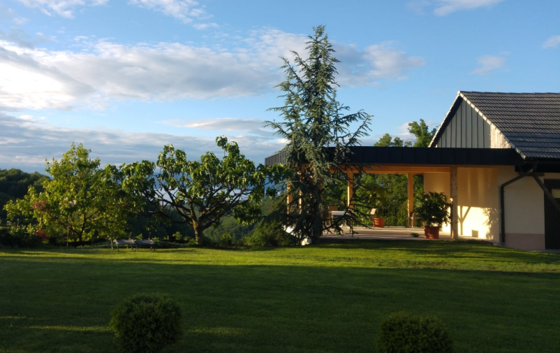 Prostor za zaključene družbe Studenec