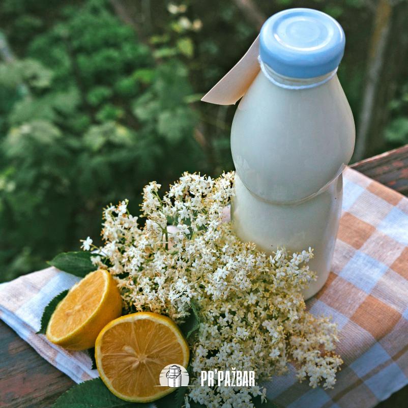 Raznoliki okusi svežih jogurtov v jogurtomatu Dob