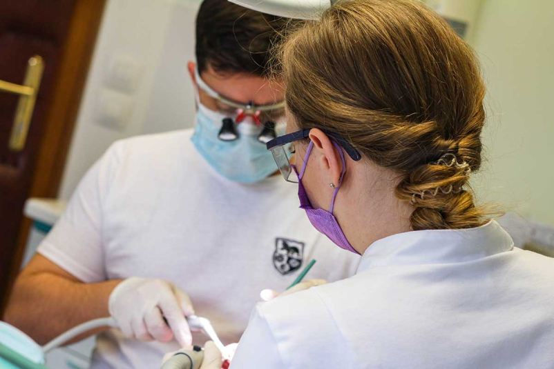 Hochwertige Zahnbehandlung Österreich