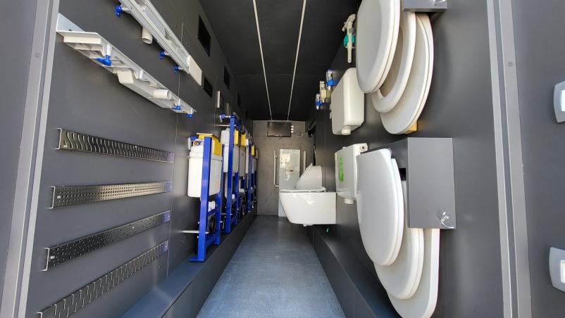 WC splakovalniki v Sloveniji