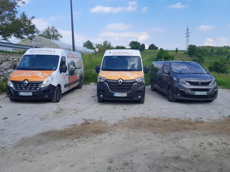 Popravilo in zamenjava avtostekel na terenu po Sloveniji