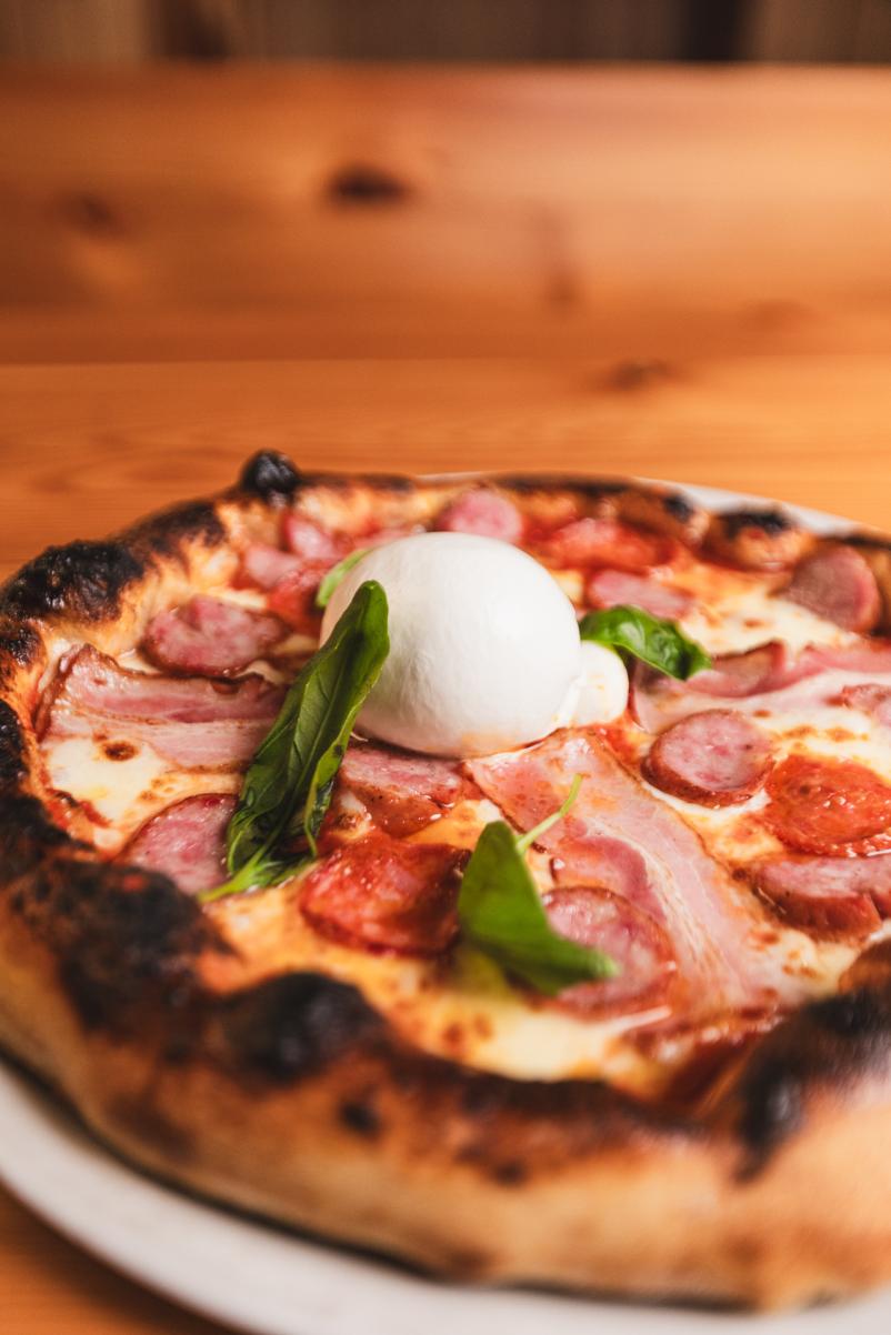 Stay the night in the heart of Kranjska Gora