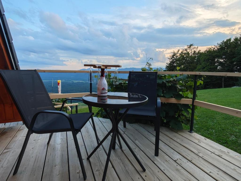 Campen in Holzhäusern Kranj