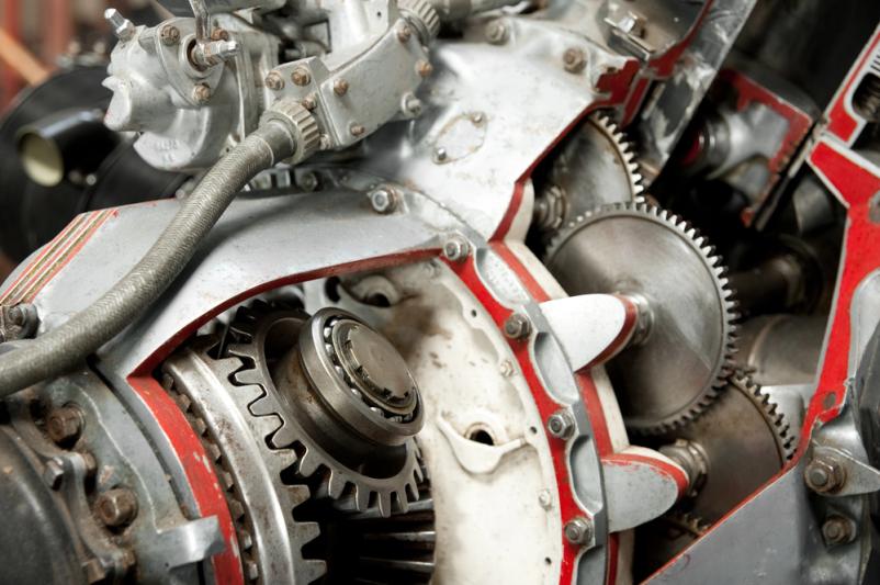 Oprema in deli za letala Slovenija