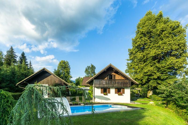 Family-friendly vacation home for rent close to Bled