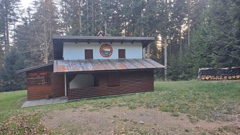 Zavetišče gorske straže na Jelencih, Gorenja vas, Gorenjska