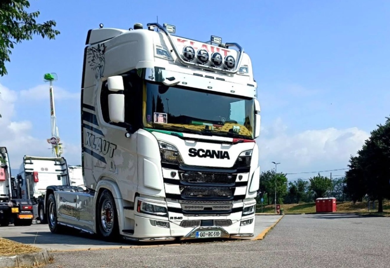 Zanesljiv avtoprevoznik Slovenija