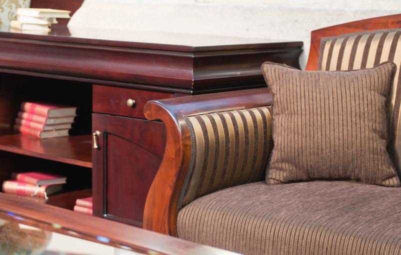 Notranje pohištvo iz masivnega lesa Primorska