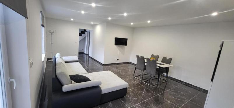 Rezervacija udobnega apartmaja Ptuj