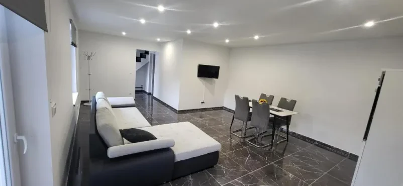 Rezervacija udobnega apartmaja Ptuj