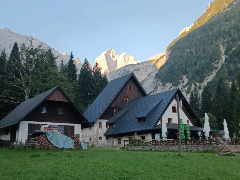 Planinsko turistično vodenje po manj zahtevnih poteh