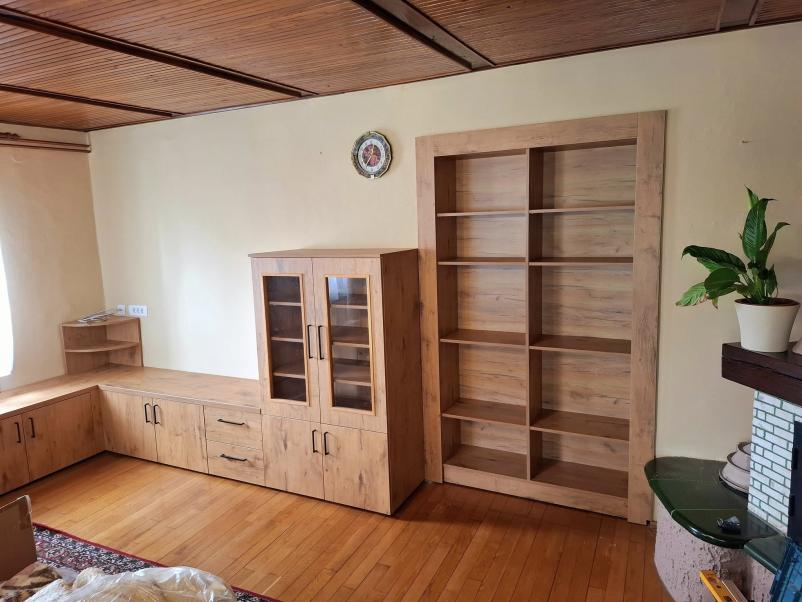 Pohištvo po meri Bela krajina