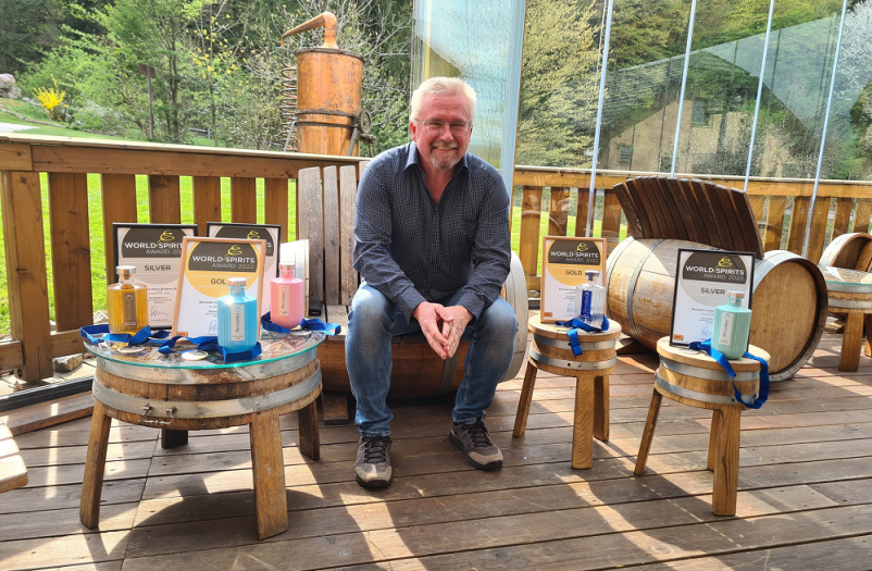 Prodaja domače žgane pijače Slovenija