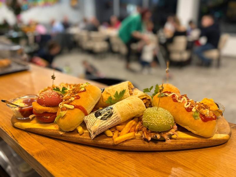 Najem bara za zaključene družbe Slovenske Konjice