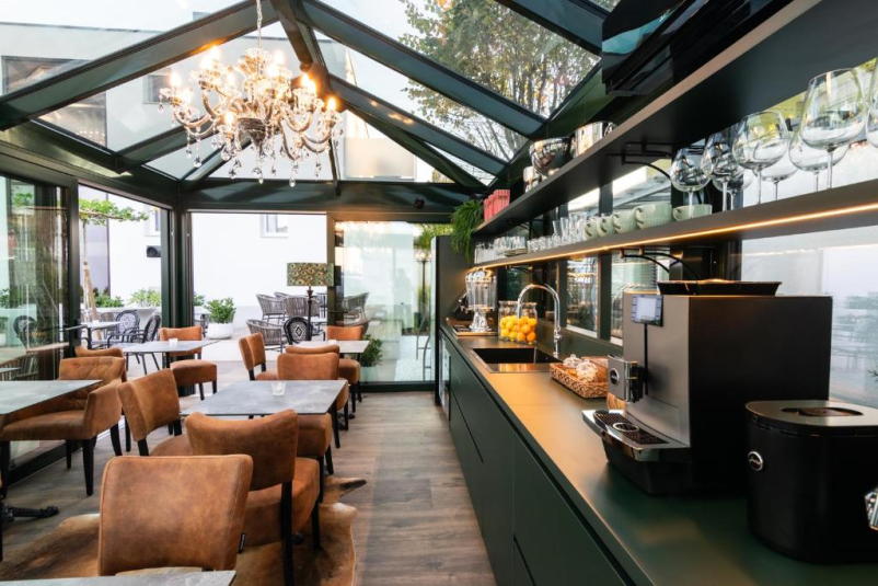 Colazione privata e giardino d’inverno, un’esperienza unica offerta dal resort Lubiana