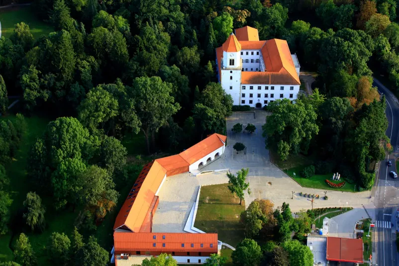 Dogodki za obiskovalce in lokalno skupnost Štajerska