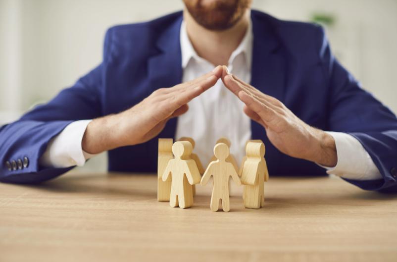 Zavarovalnica za različne primere 