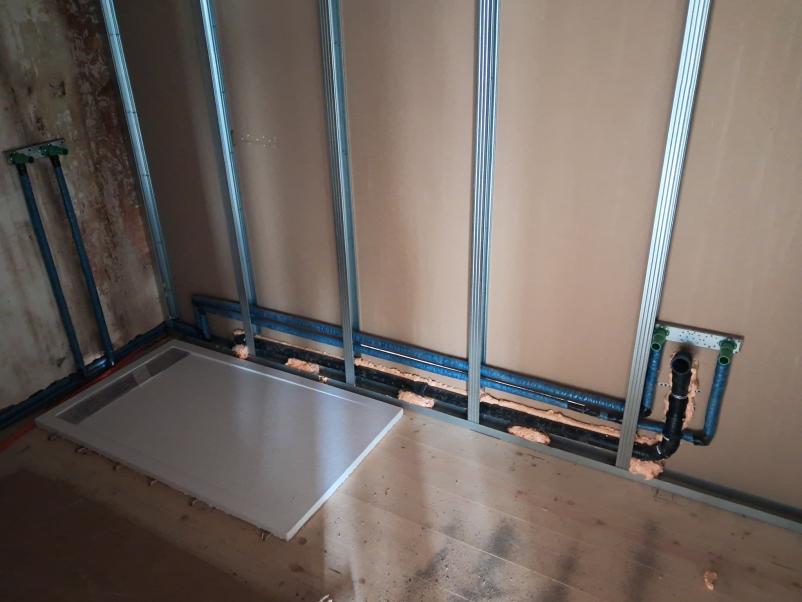 Montaža vodovodnih in kanalizacijskih cevi Nova Gorica