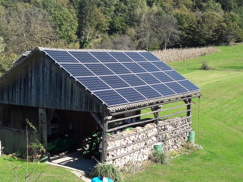 Sončna elektrarna z baterijskim hranilnikom Gorenjska
